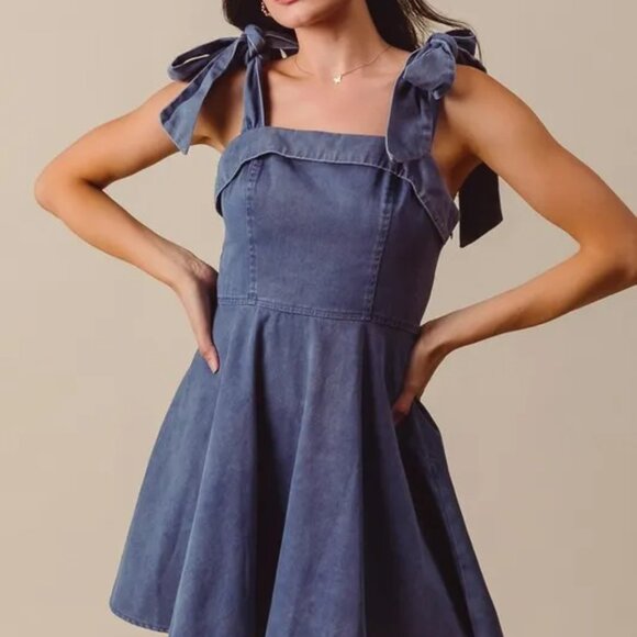 SO ME Fit and Flare Washed Gameday Dress - Picture 5 of 5